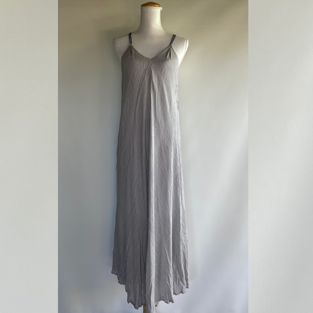 Bella Luxx Los Angeles Pinstriped Maxi Dress - sz XS